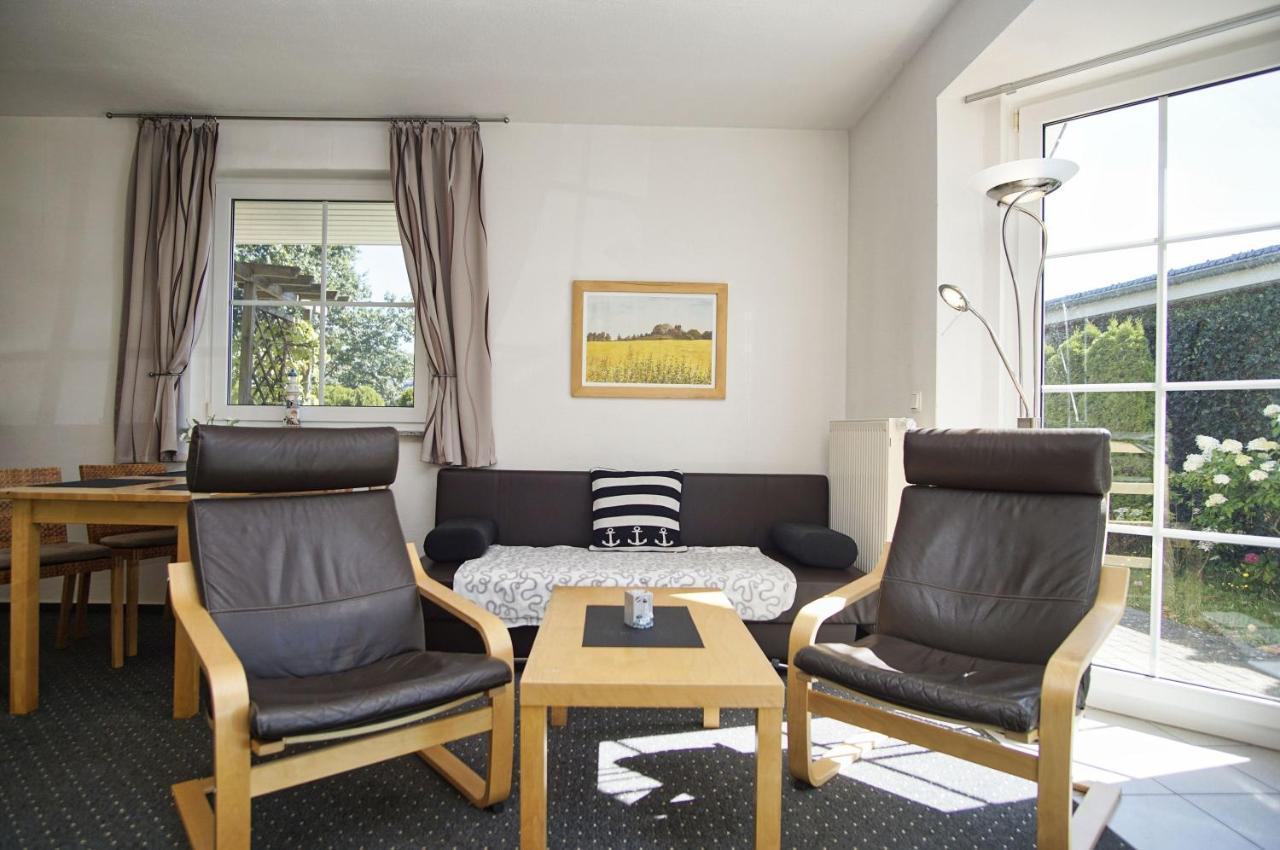 Nah Am Meer, Ruhige Lage, Gratis Nutzung Vom Ahoi Erlebnisbad Und Sauna In Sellin - Haus Inselblick Fewo 02 Goehren  Exteriér fotografie