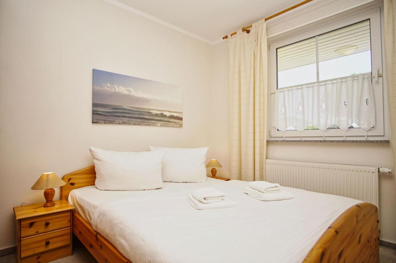 Nah Am Meer, Ruhige Lage, Gratis Nutzung Vom Ahoi Erlebnisbad Und Sauna In Sellin - Haus Inselblick Fewo 02 Goehren  Exteriér fotografie